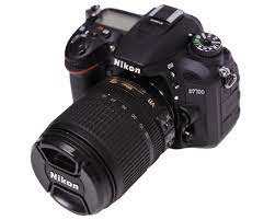 Nikon D7100 DSLR Camera